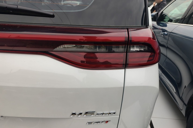 广汽传祺 传祺M6 2023款 PRO 270T DCT豪华版车身外观6005