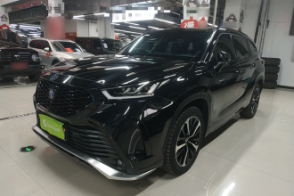 丰田 皇冠陆放 2023款 2.5L HEV四驱尊贵版