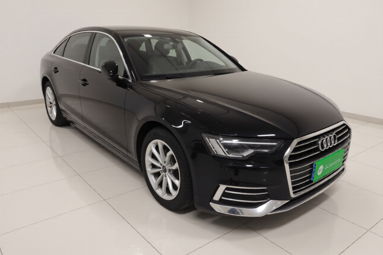 奥迪A6L 2020款 40 TFSI 豪华致雅型车身外观3