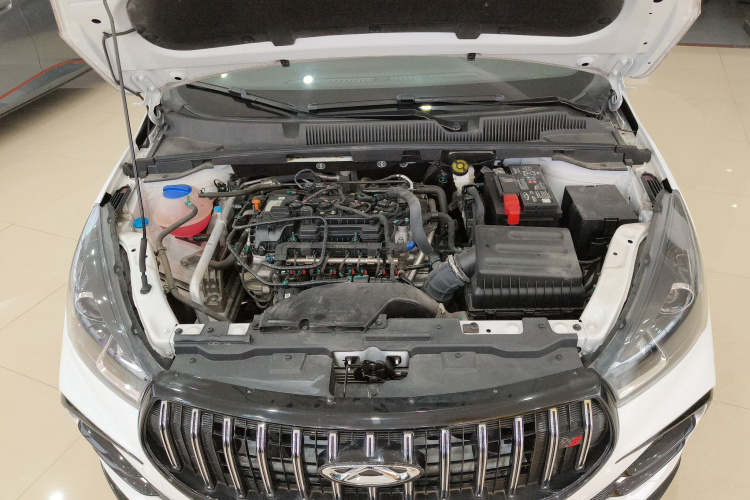 奇瑞 艾瑞泽5 2024款 1.5L CVT风尚型机舱底盘24