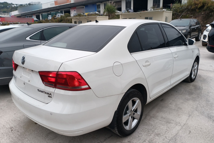 大众 桑塔纳 2015款 1.6L 自动舒适版车身外观7