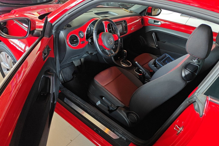 大众 甲壳虫 2015款 180TSI中控内饰7003