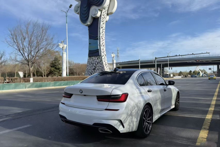 宝马3系 2020款 320Li M运动套装车身外观6003