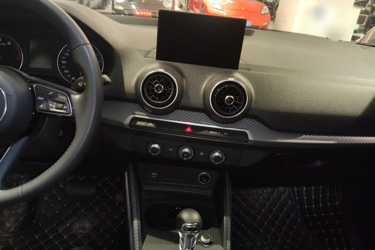 奥迪Q2L 2018款 35 TFSI 上市专享版 国VI局部细节16