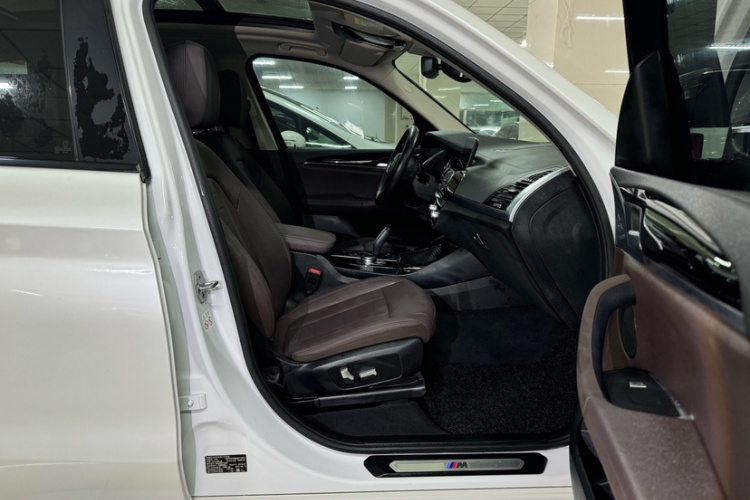 宝马X3 2018款 xDrive25i M运动套装 国V中控内饰7008