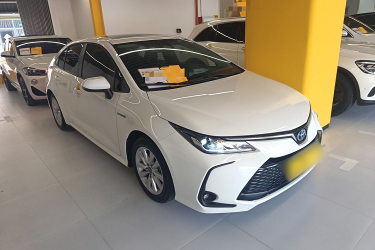 丰田 卡罗拉 2023款 1.8L 智能电混双擎 精英版车身外观6002