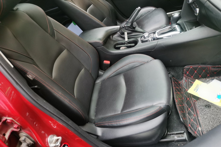 马自达3 昂克赛拉 2016款 三厢 2.0L 自动旗舰型局部细节41