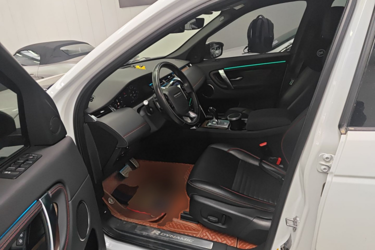 路虎 发现运动版 2020款 249PS R-Dynamic 性能版中控内饰20