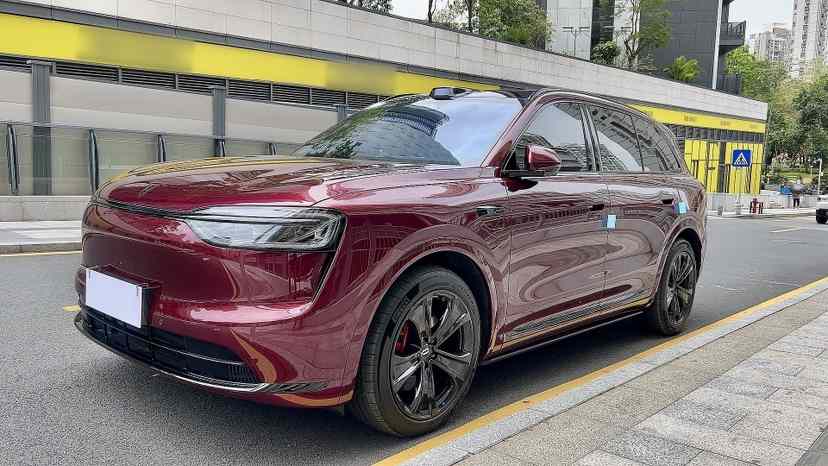 鸿蒙智行 问界M7 2026款 增程 Ultra四驱版 5座(192线激光雷达）(1)