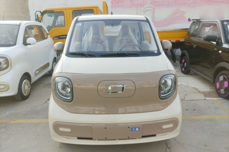 奔腾小马 2026款 222km 萌趣马 Plus车身外观6001