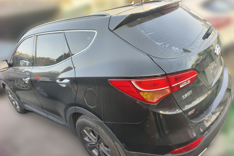 现代 胜达 2013款 2.4L 自动四驱智能型车身外观5