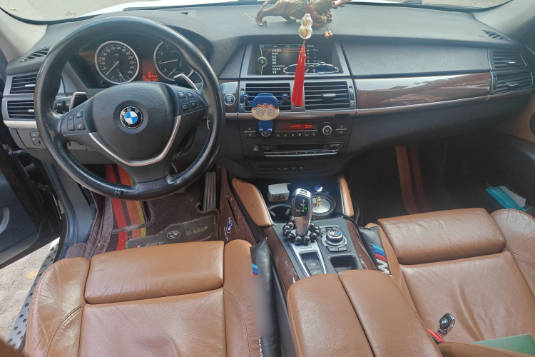 宝马X6 2014款 xDrive35i 运动型中控内饰12