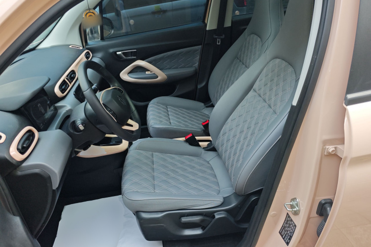 零跑汽车 零跑T03 2021款 400豪华版局部细节19