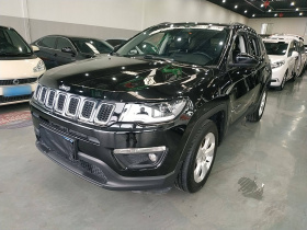 Jeep 指南者 2019款 220T 自动家享版