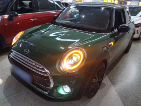 MINI 2020款 1.5T COOPER 艺术家