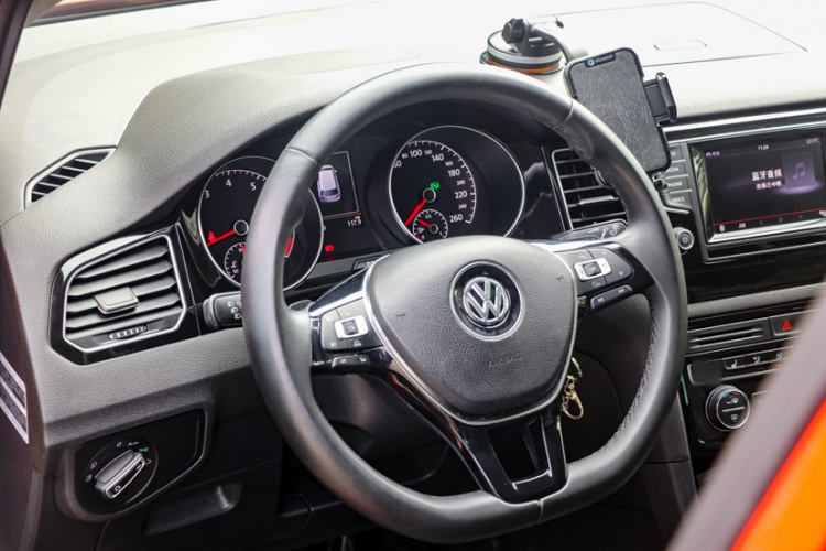 大众 高尔夫(进口) 2015款 1.4TSI Sportsvan中控内饰7008