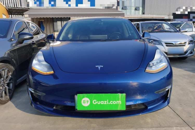 特斯拉 Model 3(进口) 2019款 长续航后驱版车身外观2