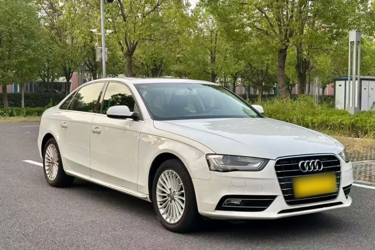 奥迪A4L 2016款 35 TFSI 典藏版 自动标准型车身外观6005