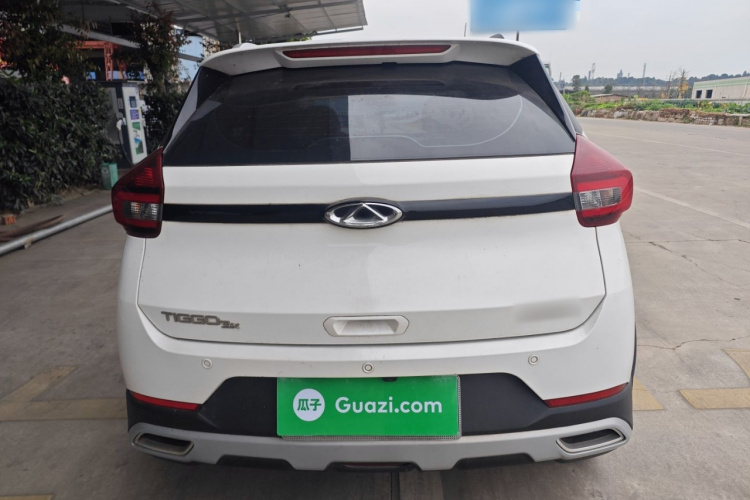 奇瑞 瑞虎3X 2021款 钻石版 1.5L CVT 3克拉II型车身外观6