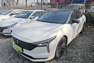 奔腾B70 2022款 第三代 1.5T 自动尊享型