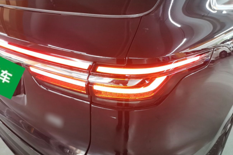 理想汽车 理想ONE 2019款 增程6座版车身外观9