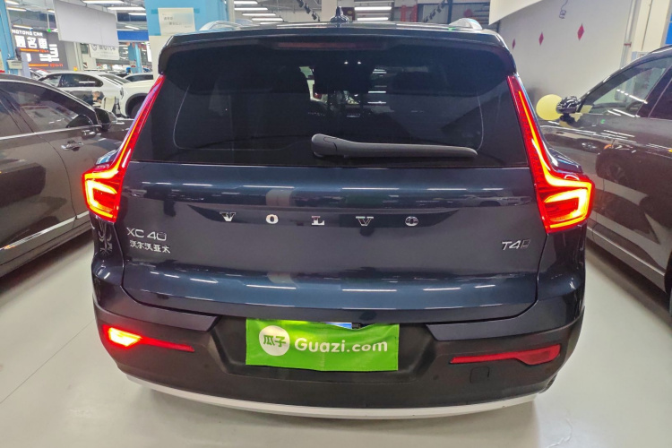 沃尔沃XC40 2021款 T4 四驱智远豪华版车身外观6