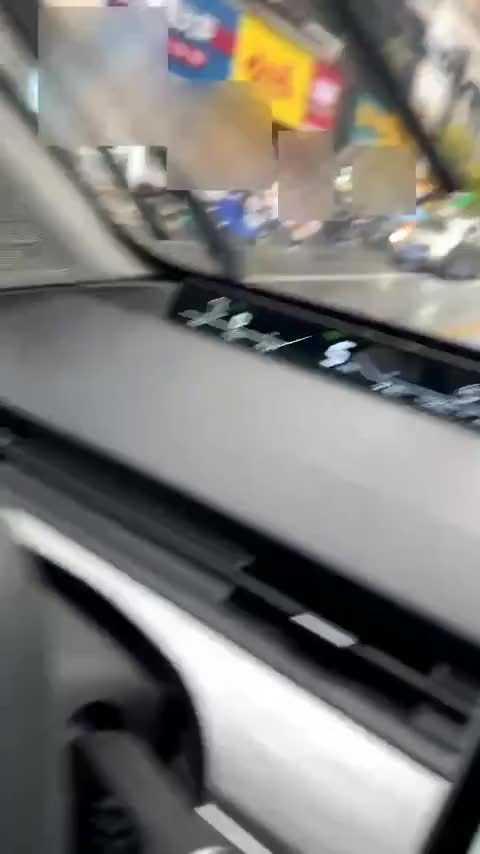 哪吒汽车 哪吒AYA 2023款 318 Lite讲解1