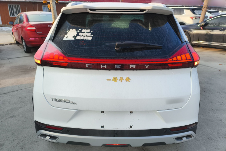 奇瑞 瑞虎3X 2023款 1.5L CVT时尚版车身外观6