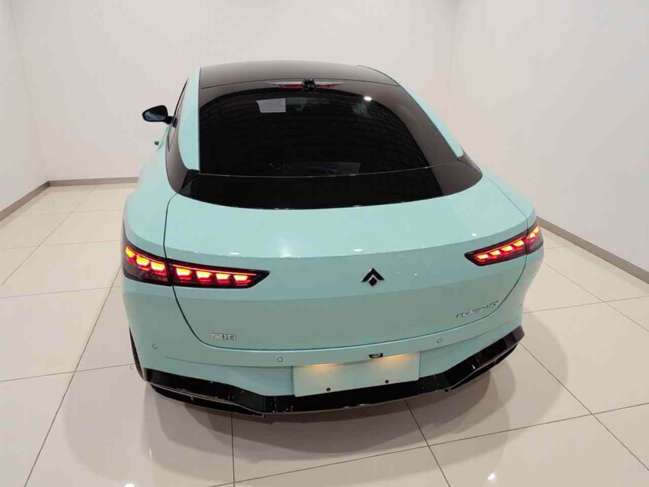 昊铂GT 2024款 全球款 710特高压激光雷达版(4)