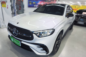 奔驰GLC轿跑 2024款 GLC 260 4MATIC 轿跑SUV