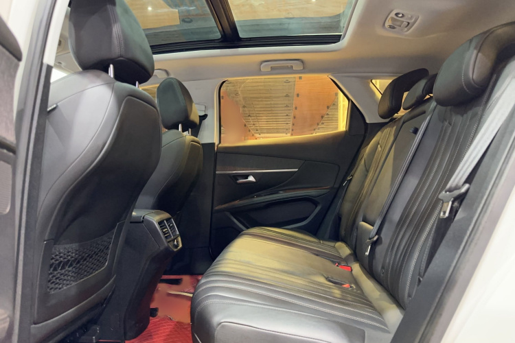 标致4008 2017款 350THP 豪华版中控内饰7004