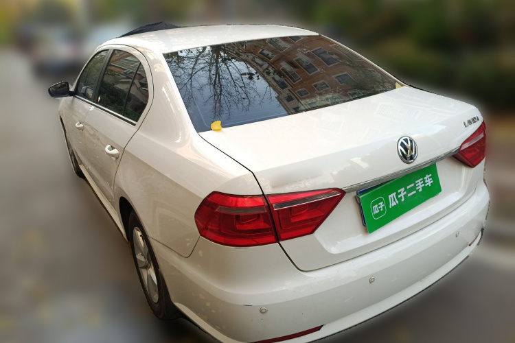 大众 朗逸 2013款 改款经典 1.6L 手动风尚版车身外观6003