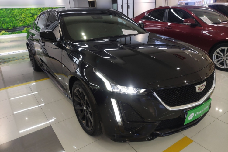 凯迪拉克CT5 2023款 28T 尊贵型车身外观3