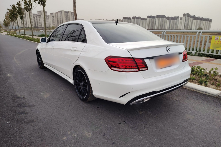 奔驰E级 2015款 改款 E 180 L 运动型车身外观6005