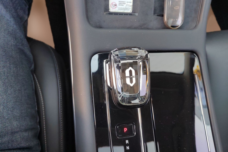 鸿蒙智行 问界M7 2022款 1.5T 四驱豪华版局部细节18