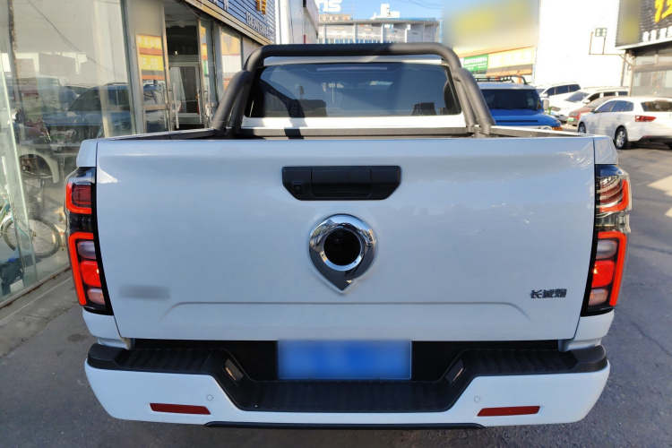 长城 炮 2023款 2.0T商用版自动汽油四驱精英型长箱GW4C20B车身外观6004