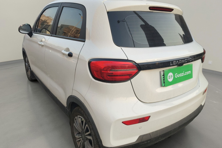 零跑汽车 零跑T03 2021款 400轻享版 三元锂车身外观5