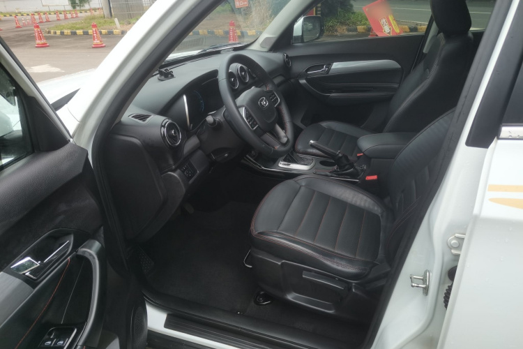 凯翼X3 2018款 1.6L CVT智耀版 国V中控内饰7007