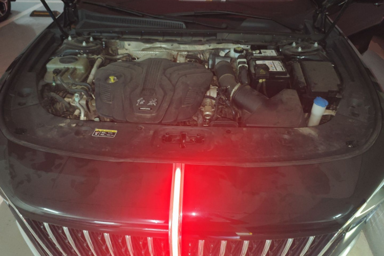 红旗H5 2024款 2.0T 自动智联旗畅版局部细节24