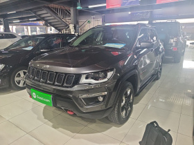 Jeep 指南者 2017款 200TS 自动高性能四驱版