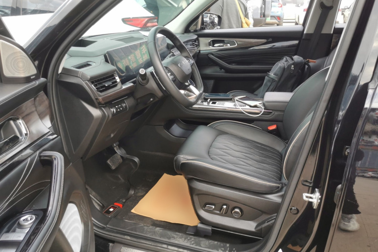 星途揽月 2021款 400T 四驱星尊Pro版 7座中控内饰19