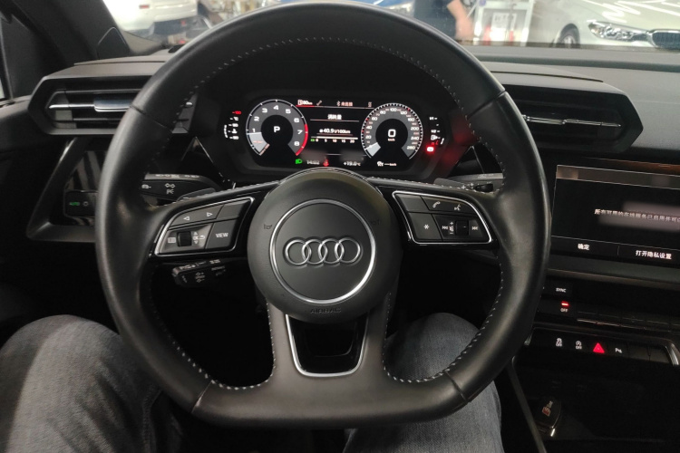 奥迪A3 2022款 A3L Limousine 35 TFSI 时尚运动型局部细节13