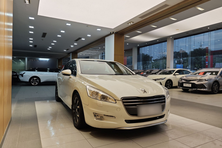 标致508 2013款 2.3L 两周年纪念 自动旗舰版车身外观6005