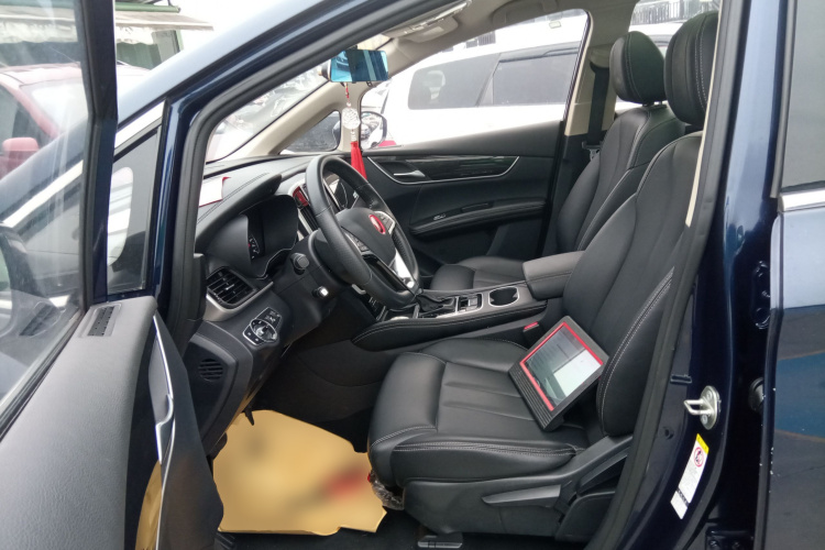 比亚迪 宋MAX 2017款 1.5T 自动智联精英型 7座局部细节19