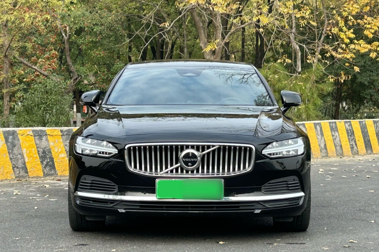 沃尔沃S90新能源 2024款 插电式混动 四驱长续航智雅豪华版车身外观6007