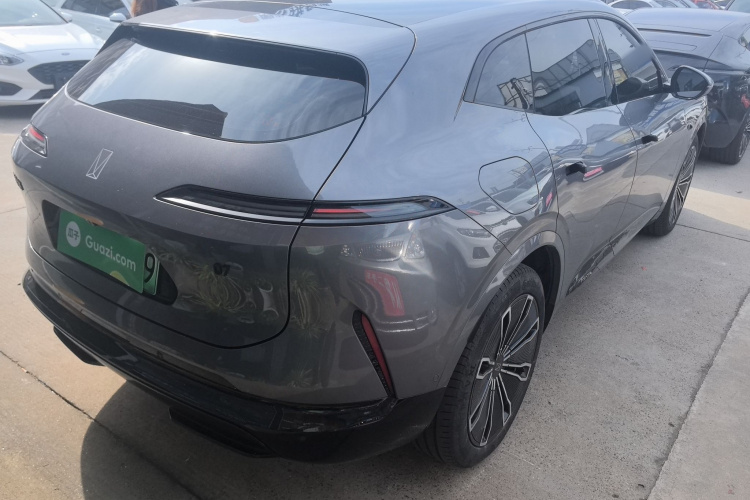 阿维塔07 2024款 Max增程版车身外观6005