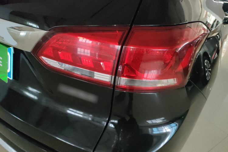 哈弗H6 Coupe 2018款 红标 1.5T 自动两驱超豪型车身外观9