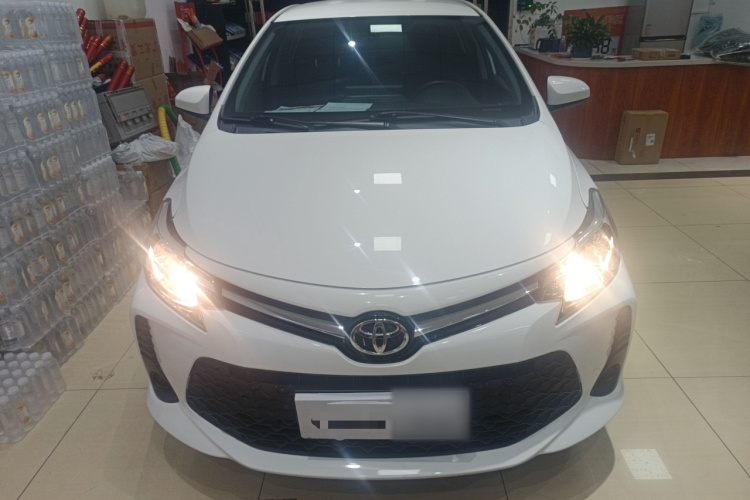 丰田 威驰FS 2021款 1.5L CVT锋驰版车身外观2