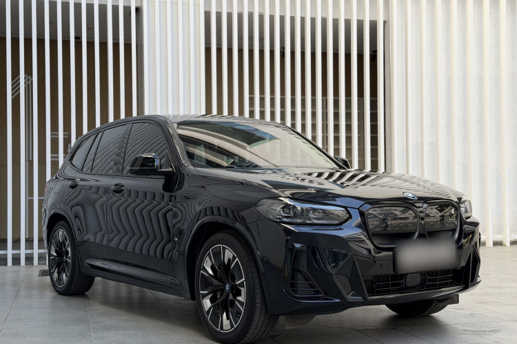 宝马iX3 2022款 改款 创领型车身外观6002