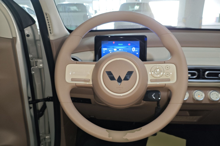 五菱汽车 宏光MINIEV 2025款 四门版 进阶款中控内饰13